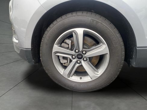 Certified 2024 Ford Edge SEL w/ Convenience Package AWD/4WD image 5
