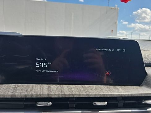 Used 2024 Kia Telluride EX w/ EX Captain's Chair Package AWD/4WD image 7
