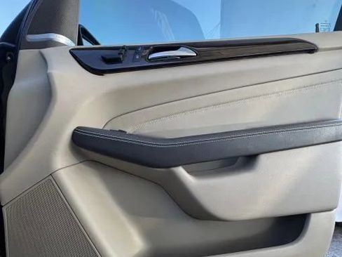 Used 2013 Mercedes-Benz ML 350 ML 350 4MATIC Sport Utility 4D image 23