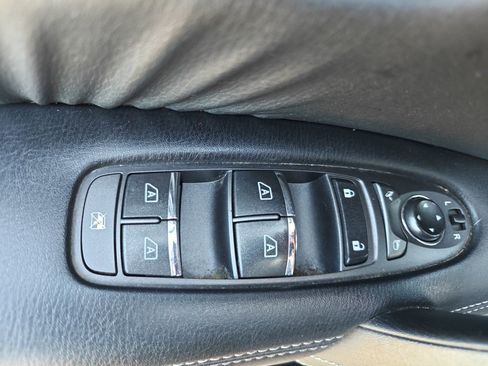 Used 2019 Nissan Armada SL w/ Premium Package image 25