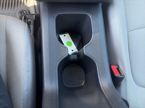 Used 2026 Toyota Corolla Cross LE image 28