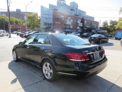 Used 2013 Mercedes-Benz E 350 4MATIC Sedan image 4