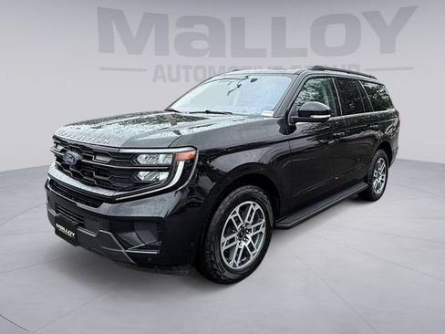 Certified 2025 Ford Expedition Active AWD/4WD image 1