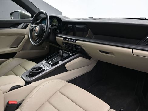 Certified 2020 Porsche 911 Carrera 4S AWD/4WD image 11