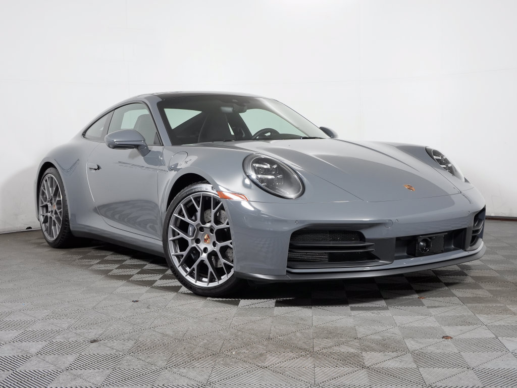 Certified 2025 Porsche 911 Carrera RWD image 9