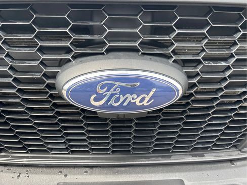 Used 2023 Ford Transit 350 XL RWD image 32