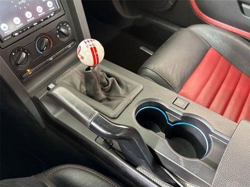 Used 2009 Ford Mustang Shelby GT500 RWD image 23