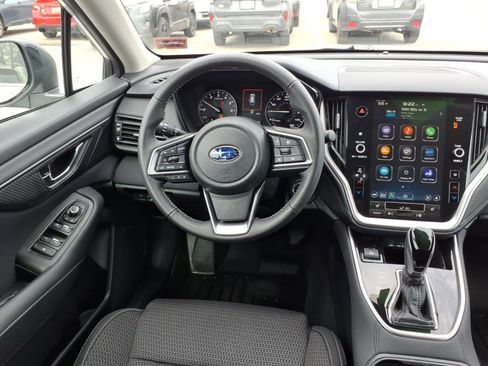 Certified 2025 Subaru Outback Premium AWD/4WD image 9