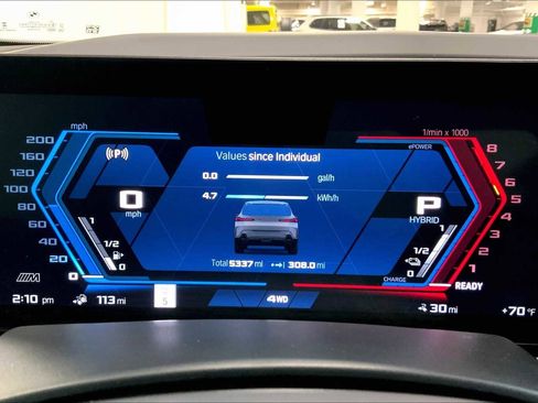 Used 2025 BMW XM image 26