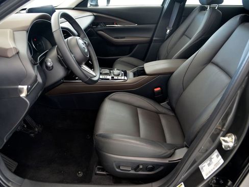 Used 2025 MAZDA CX-30 AWD 2.5 S w/ Premium Package image 15