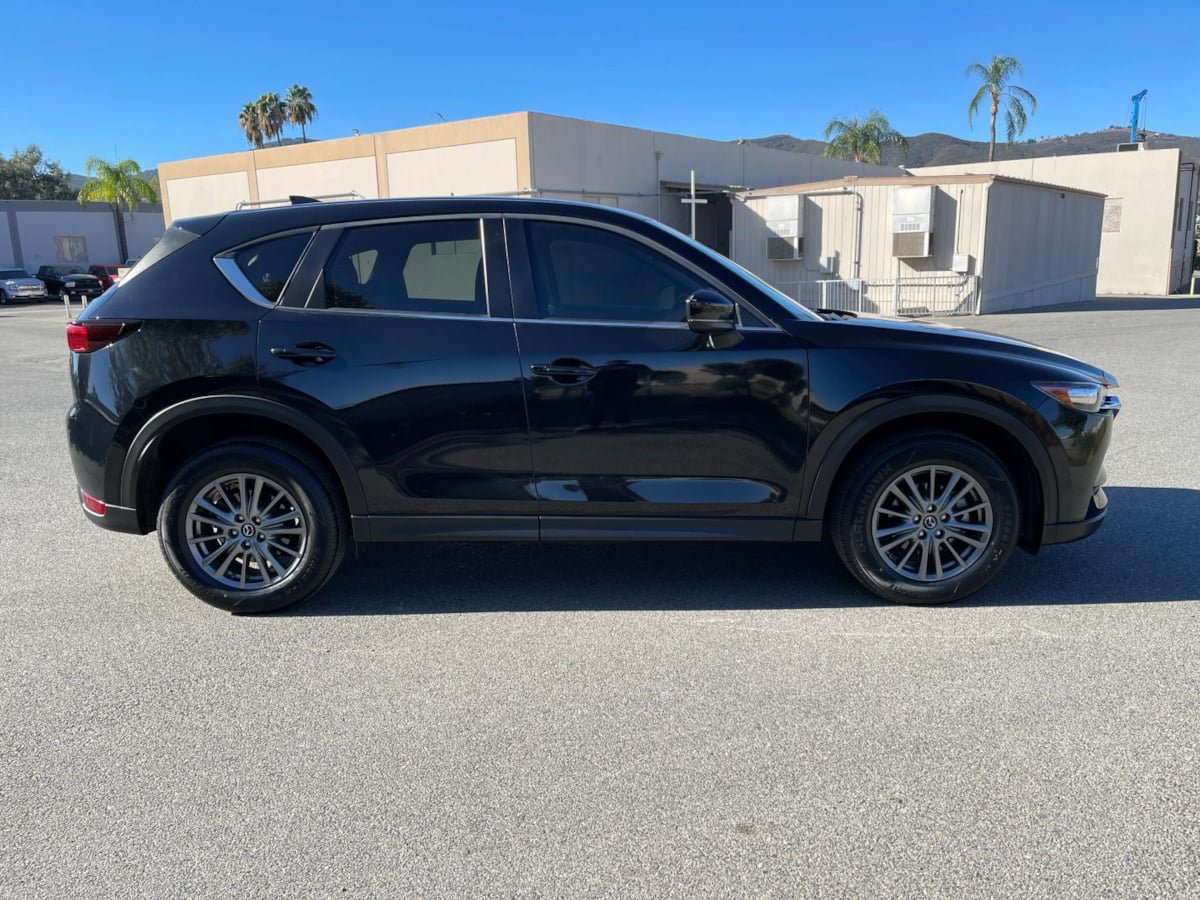 Used 2019 MAZDA CX-5 Touring FWD image 5