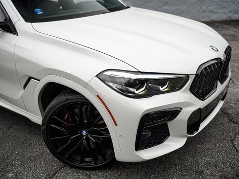 Used 2023 BMW X6 M50i w/ Parking Assistance Package image 8