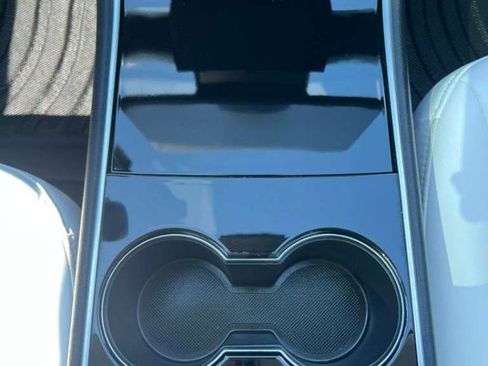 Used 2019 Tesla Model 3 Standard Range Plus RWD image 32