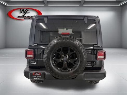 Used 2021 Jeep Wrangler Unlimited Sport image 7