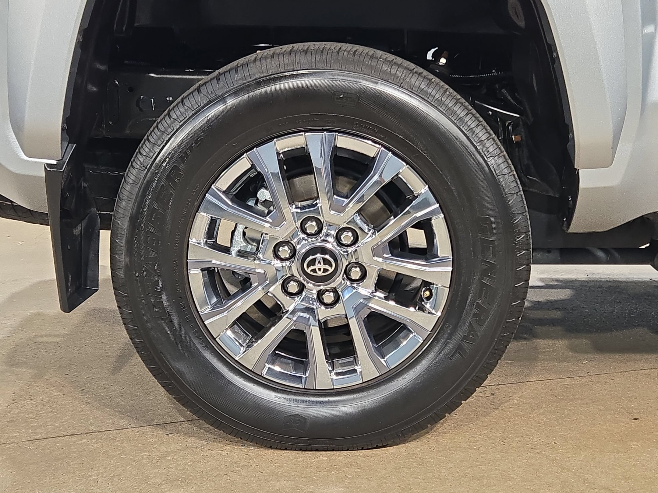 Certified 2024 Toyota Tacoma Limited w/ Limited Package (LT) AWD/4WD image 17