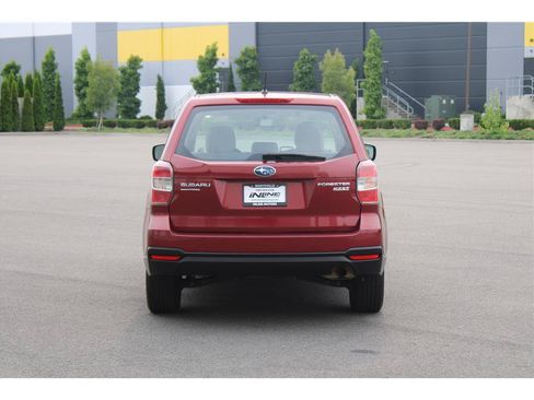 Used 2014 Subaru Forester 2.5i AWD/4WD image 3