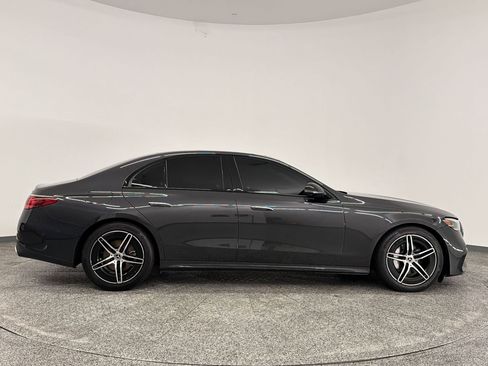 Certified 2024 Mercedes-Benz E 350 4MATIC Sedan image 7