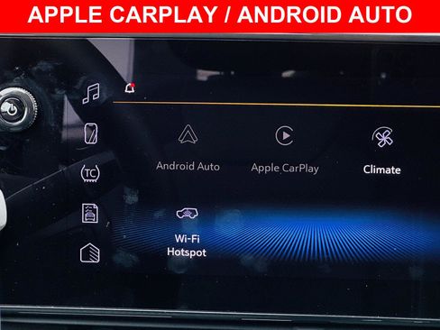 Used 2025 Chevrolet Trax LT w/ Driver Confidence Package image 4