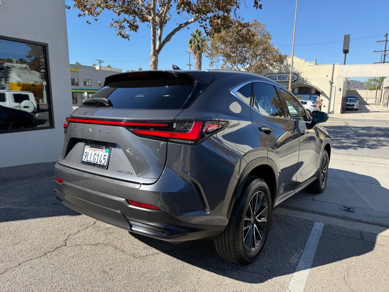 Used 2024 Lexus NX 250 FWD w/ Cold Area Package image 10