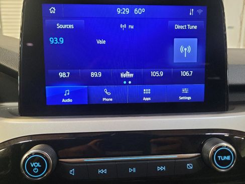 Used 2022 Ford Escape SE FWD image 25