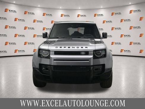 Used 2023 Land Rover Defender 110 X-Dynamic SE AWD/4WD image 8