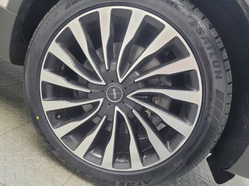 Used 2019 Lincoln MKC Black Label image 31