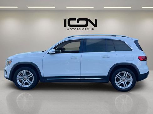 Used 2022 Mercedes-Benz GLB 250 4MATIC image 2