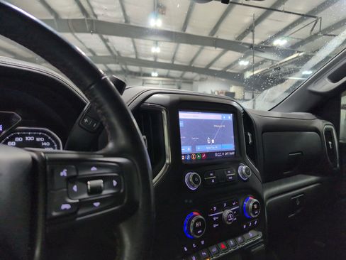 Used 2022 GMC Sierra 2500 AT4 w/ AT4 Premium Plus Package image 19