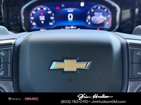 Certified 2025 Chevrolet Silverado 1500 High Country w/ High Country Premium Package AWD/4WD image 29