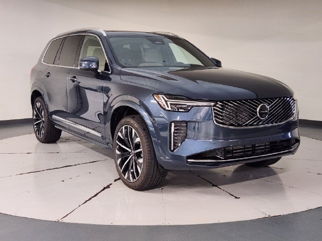 New 2026 Volvo XC90 T8 Plus w/ Protection Package Premier AWD/4WD image 7