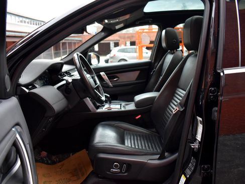 Used 2021 Land Rover Discovery Sport SE image 12