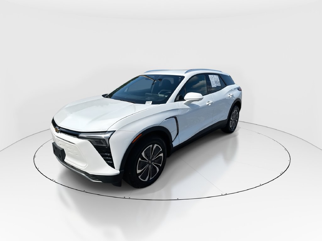 Used 2024 Chevrolet Blazer EV LT AWD/4WD image 4