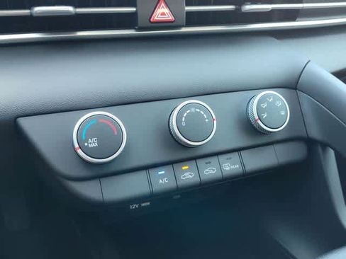 New 2026 Hyundai Elantra SE w/ Cargo Package FWD image 20