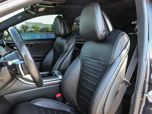 Used 2023 Mercedes-Benz C 300 Sedan image 17