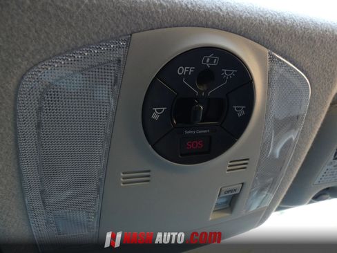 Used 2014 Toyota Prius Four w/ Solar Roof Package FWD image 67