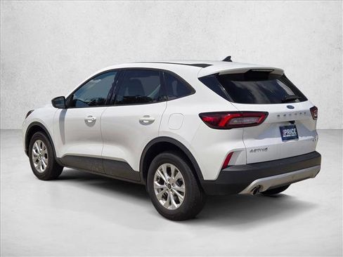 Used 2025 Ford Escape Active AWD/4WD image 7