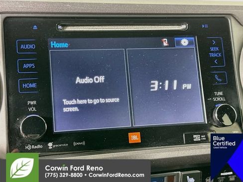 Used 2017 Toyota Tacoma TRD Sport AWD/4WD image 19
