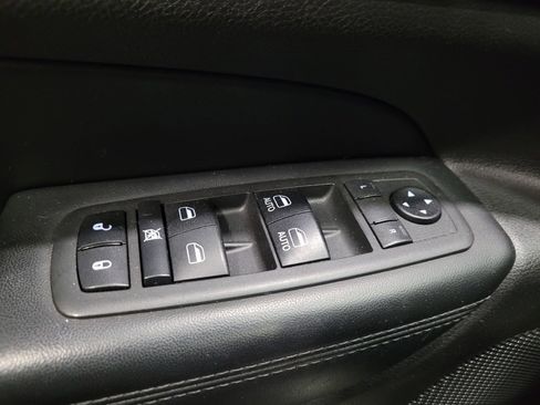 Used 2019 Jeep Grand Cherokee Limited X AWD/4WD image 27