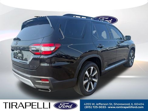 Used 2023 Honda Pilot Elite image 9