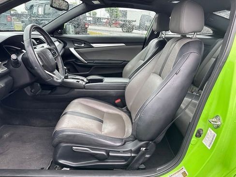 Used 2016 Honda Civic Touring image 5
