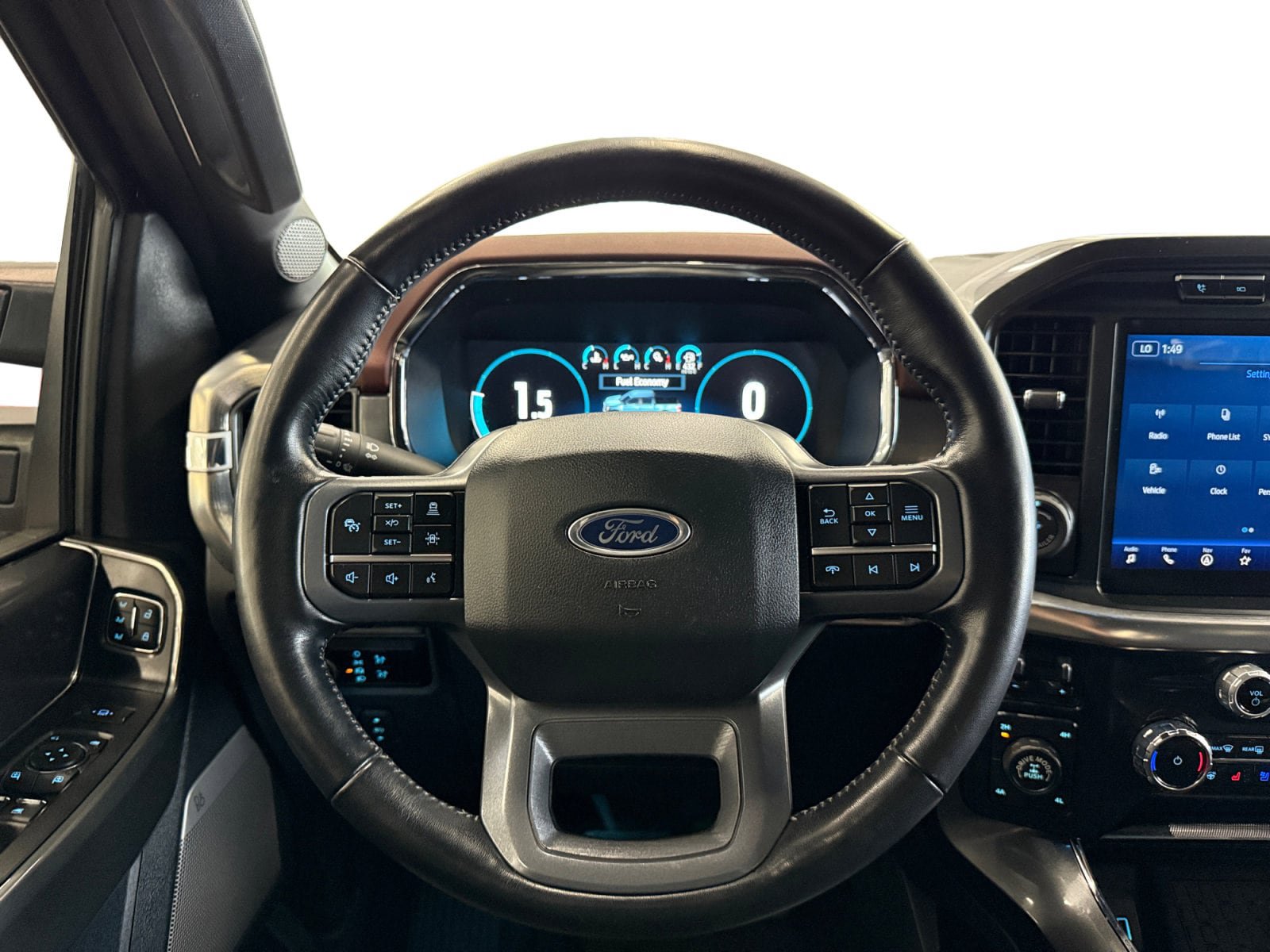 Used 2023 Ford F150 Lariat w/ Equipment Group 502A High AWD/4WD image 15