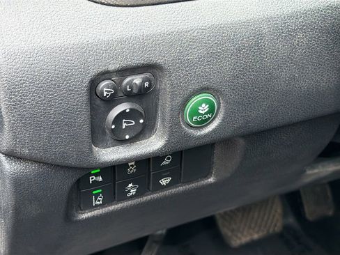 Used 2025 Honda Ridgeline TrailSport image 10