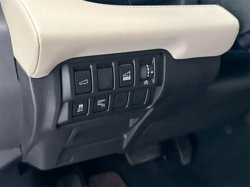 Used 2019 Subaru Ascent Touring w/ Popular Package #2 image 40