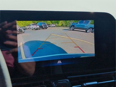 Used 2025 Chevrolet TrailBlazer LT FWD image 18