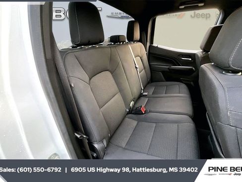 Used 2024 Chevrolet Colorado LT image 20