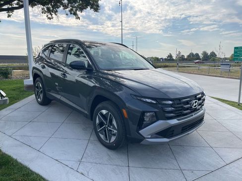 Used 2026 Hyundai Tucson SEL AWD/4WD image 2