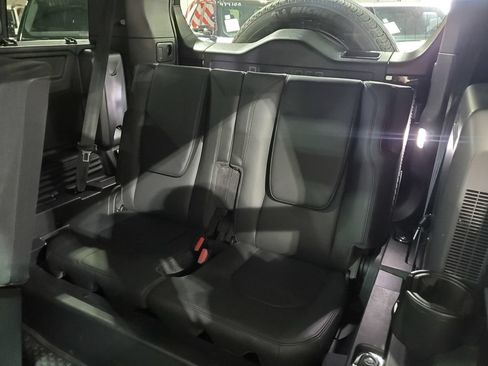 Used 2020 Land Rover Defender 110 X AWD/4WD image 41