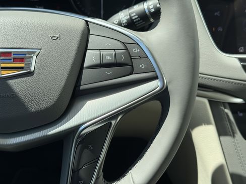 New 2025 Cadillac XT5 Premium Luxury w/ Technology Package image 17