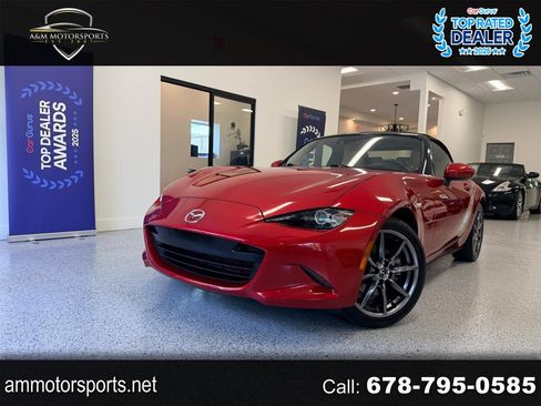 Used 2017 MAZDA MX-5 Miata Grand Touring RWD image 1