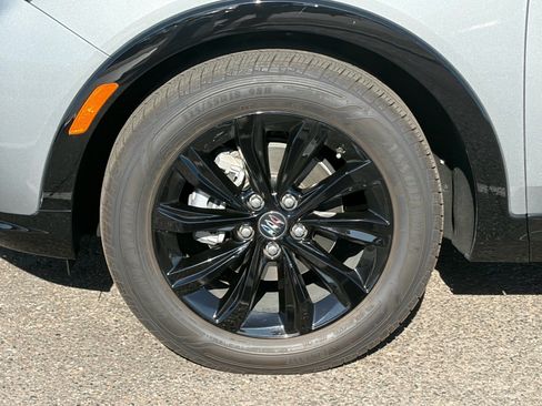 Used 2025 Buick Envista Sport Touring w/ Convenience I Package FWD image 6